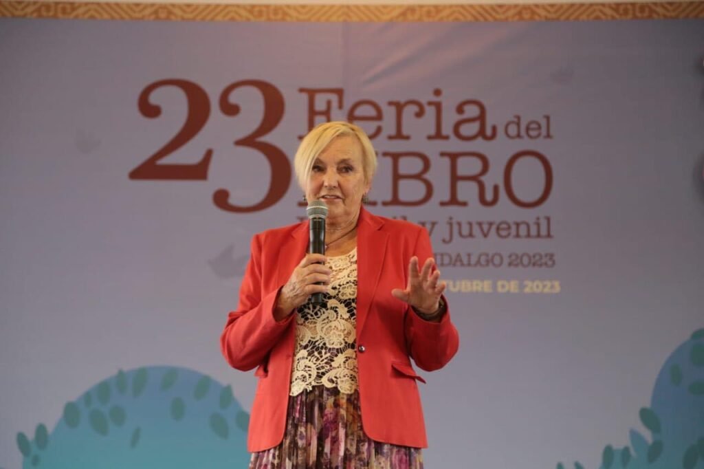 23 feria ldel libro infantil y juvenil Hidalgo, ponente María josé almudi antin